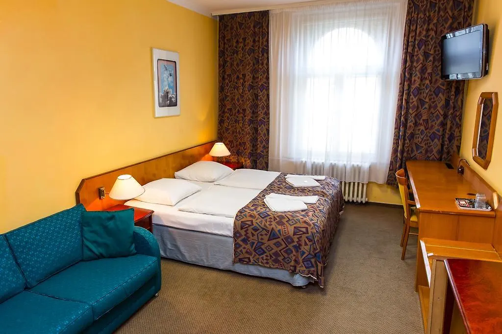 Abe Hotel Praha 3*,